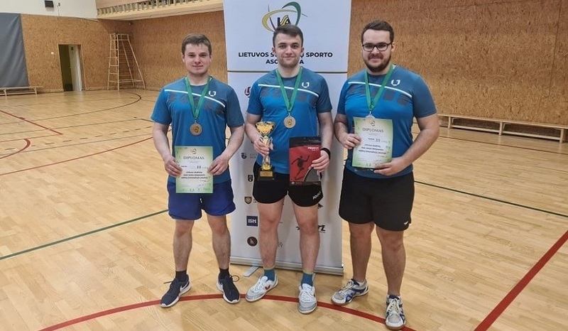 Lietuvos studentų stalo teniso čempionate iškovota III-oji vieta